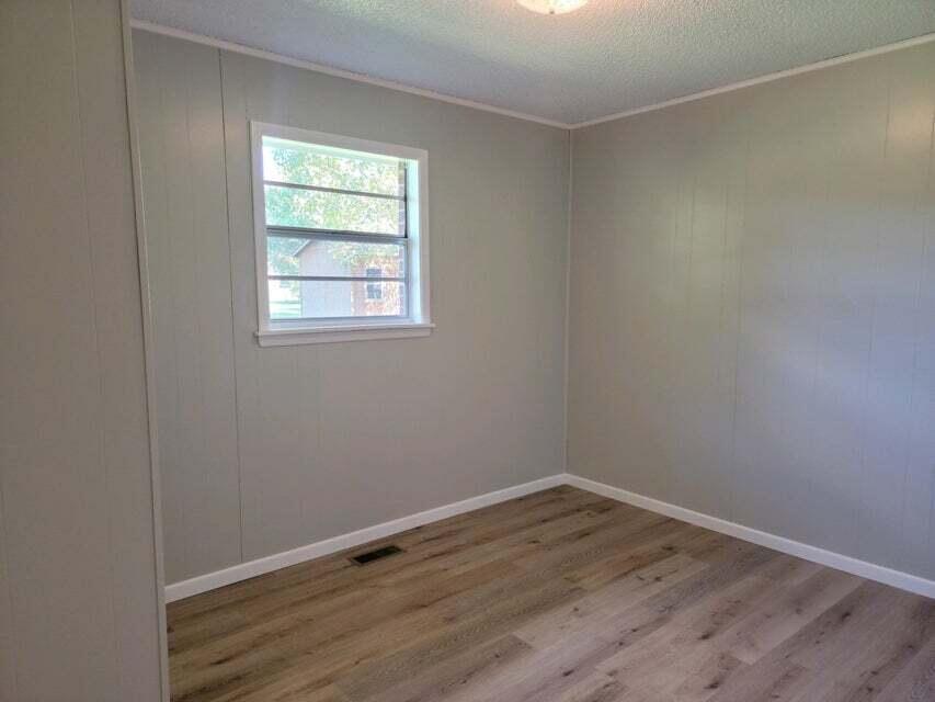 1084 Cemetery Road Spring City, TN 37381 - Photo 14 of 39 14