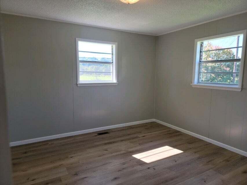 1084 Cemetery Road Spring City, TN 37381 - Photo 16 of 39 16