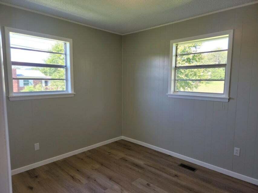 1084 Cemetery Road Spring City, TN 37381 - Photo 19 of 39 19