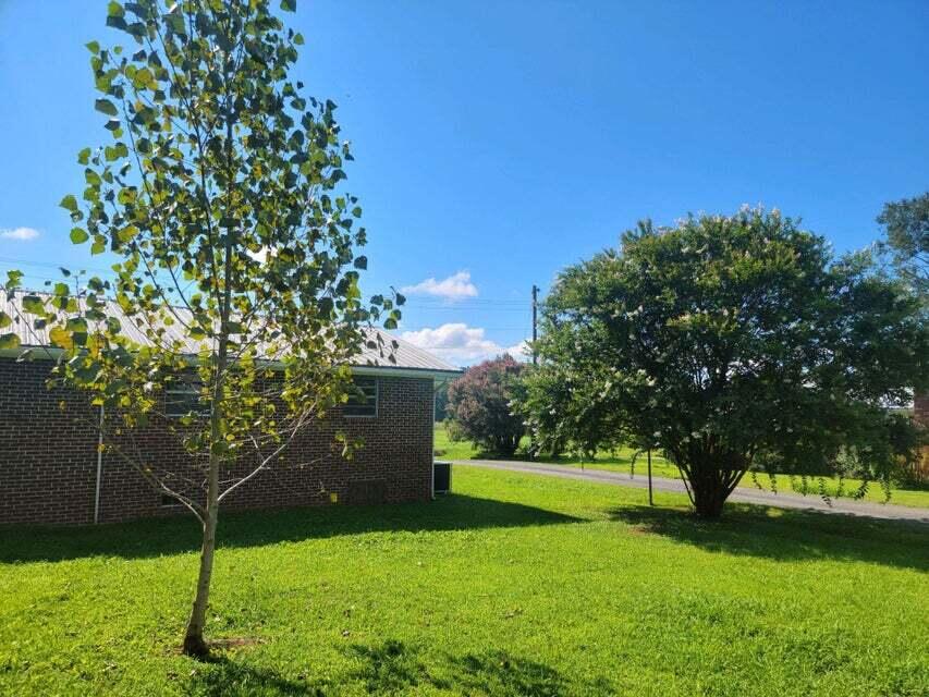 1084 Cemetery Road Spring City, TN 37381 - Photo 37 of 39 37