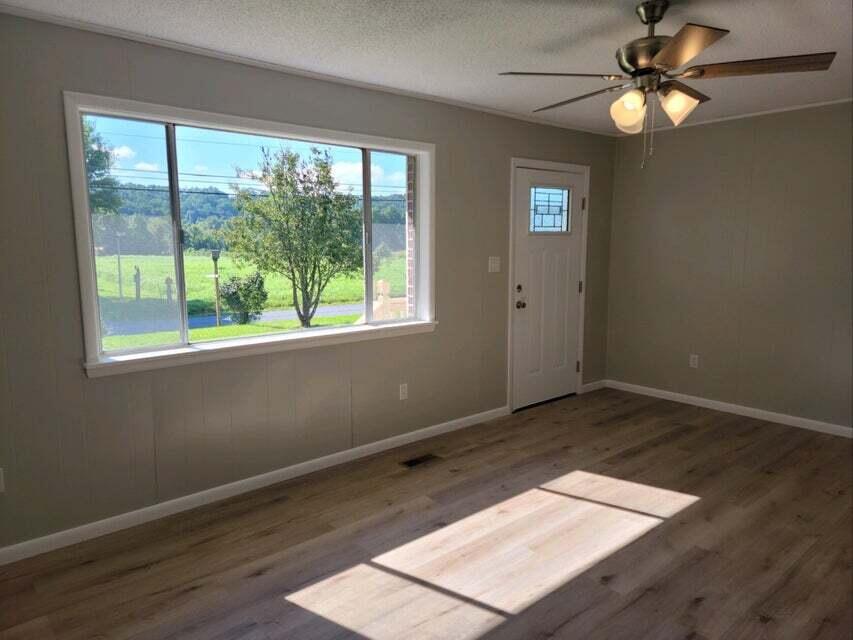 1084 Cemetery Road Spring City, TN 37381 - Photo 4 of 39 4