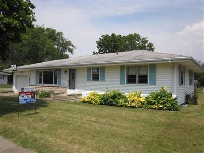 600 South Douglas Avenue Three Rivers, MI 49093 - Photo 1 of 20 Primary Photo