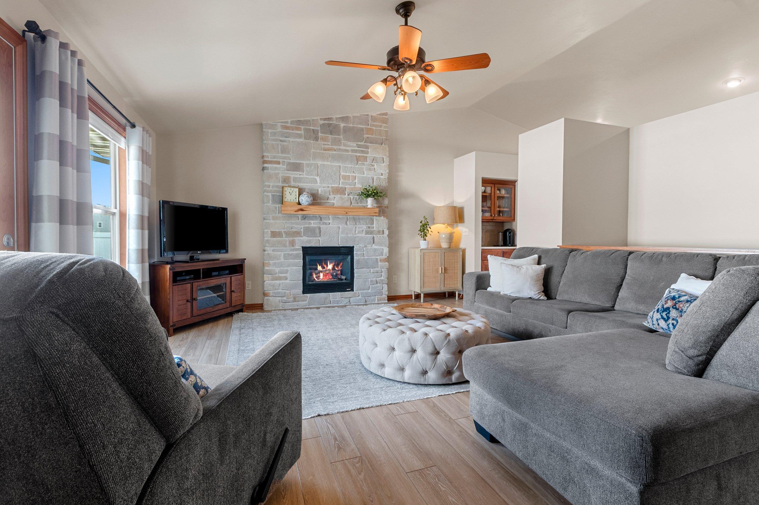 2190 Ryan Road De Pere, WI 54115 - Photo 11 of 44