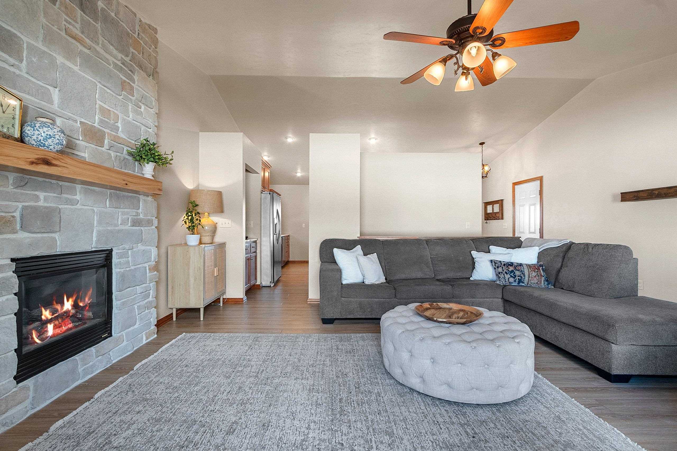 2190 Ryan Road De Pere, WI 54115 - Photo 12 of 44