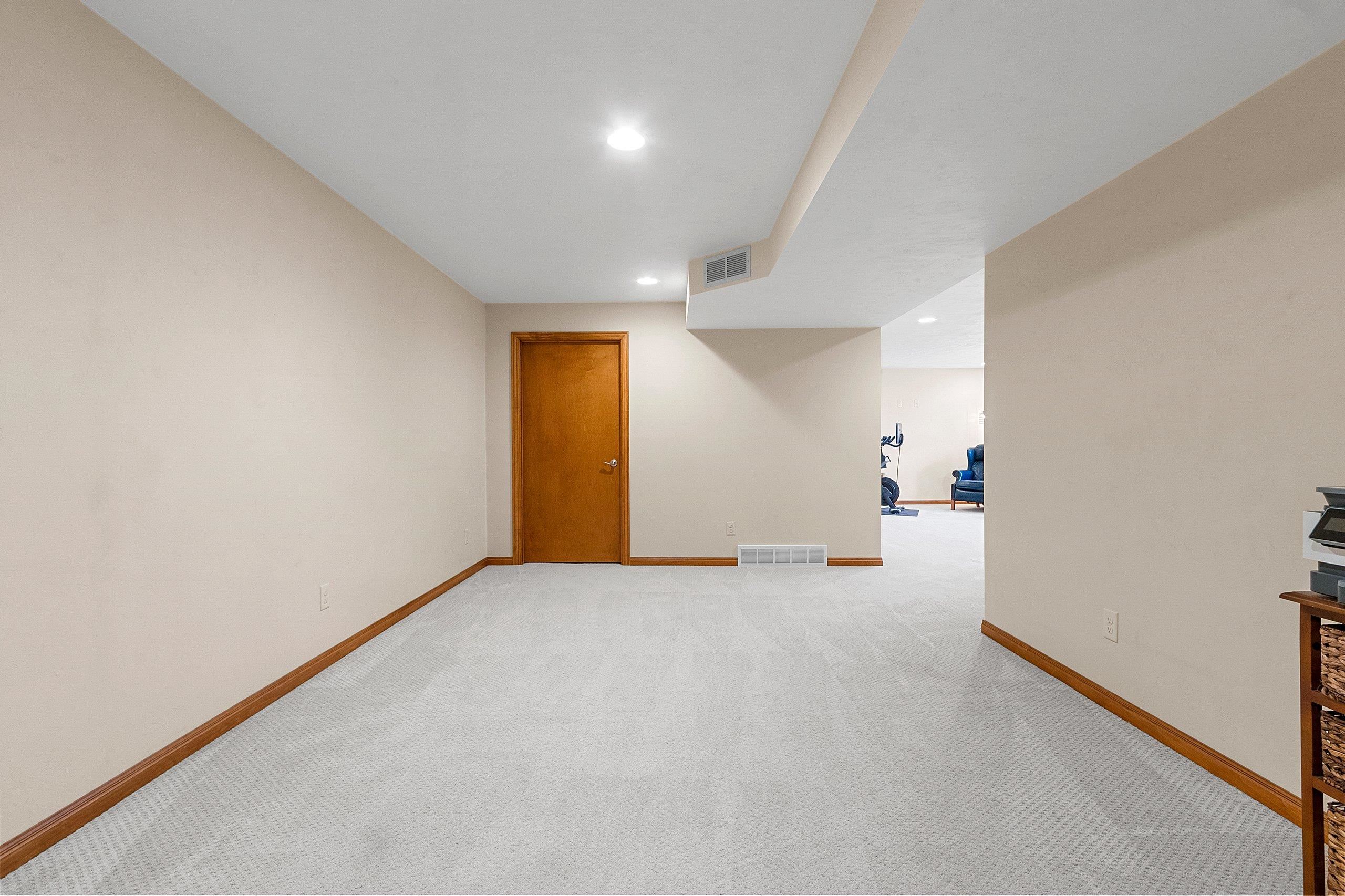 2190 Ryan Road De Pere, WI 54115 - Photo 29 of 44