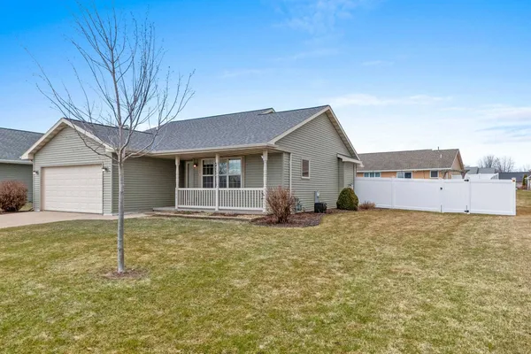 $394,900 | 2190 Ryan Road, De Pere, WI 54115