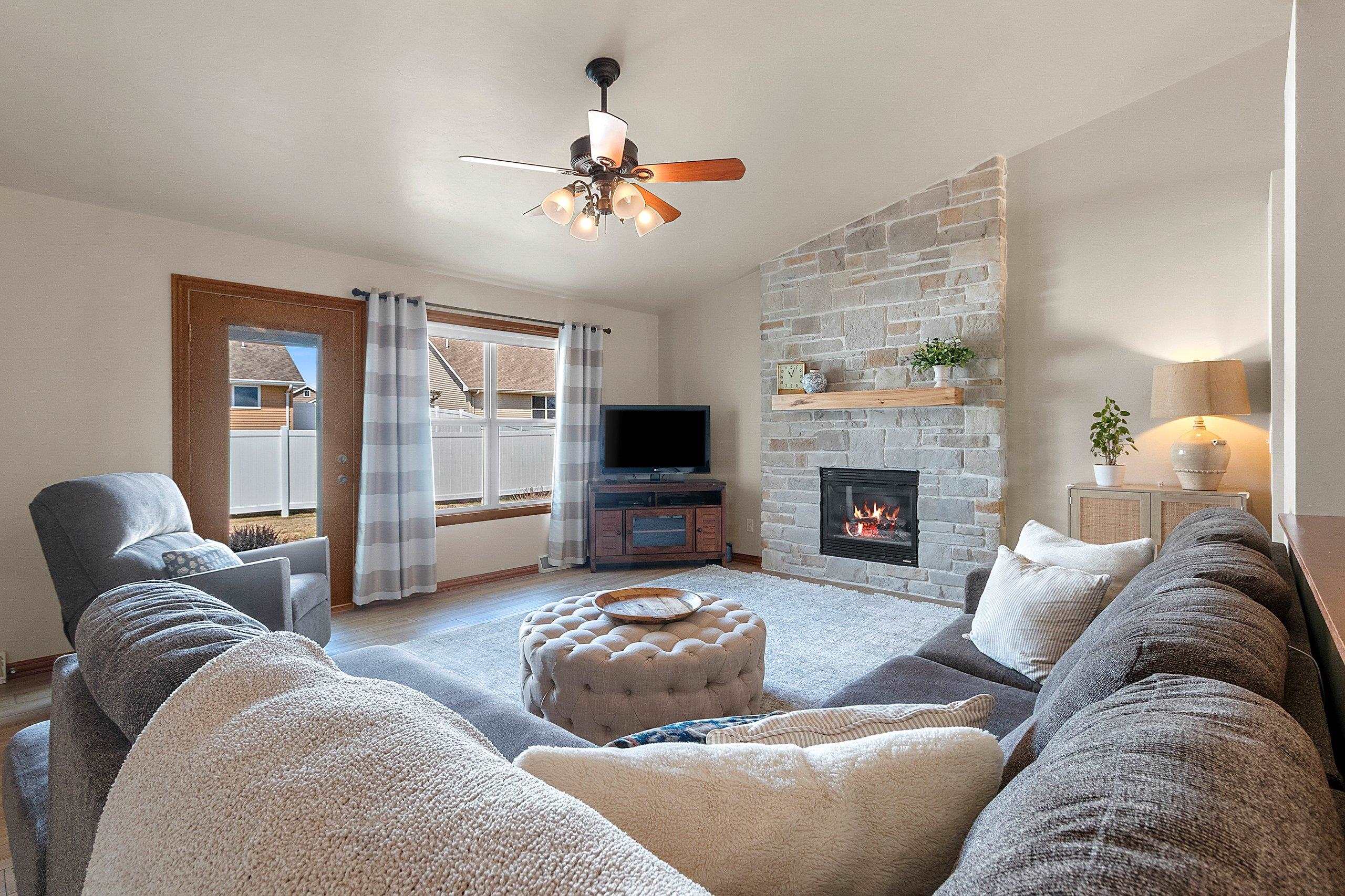 2190 Ryan Road De Pere, WI 54115 - Photo 9 of 44