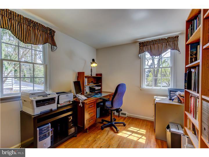 368 Woodcrest Road Wayne, PA 19087 - Photo 19 of 23