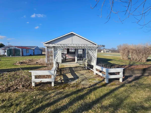 $298,000 | 3488 South Wabash Road, Rochester, IN 46975