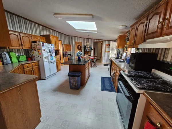 $298,000 | 3488 South Wabash Road, Rochester, IN 46975