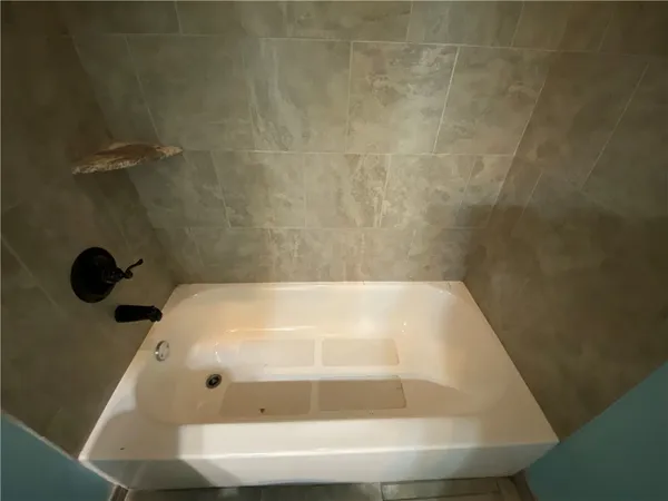 a view of an entrance of the house