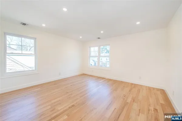 $1,550,000 | 196 Vinton Circle, Fanwood, NJ 07023