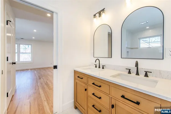 $1,550,000 | 196 Vinton Circle, Fanwood, NJ 07023