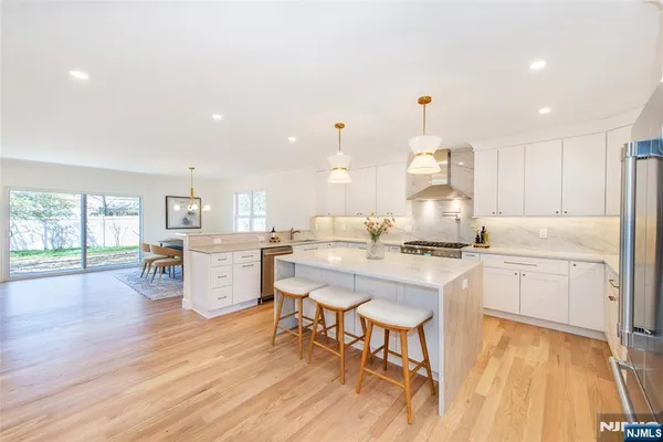 $1,550,000 | 196 Vinton Circle, Fanwood, NJ 07023