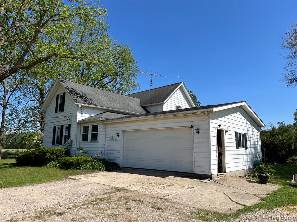 1464 South Force Road Attica, MI 48412 - Photo 3 of 25
