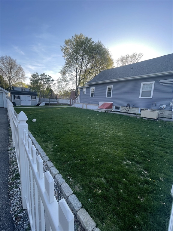 15 Bates Road Framingham, MA 01702 - Photo 3 of 30