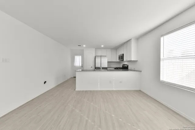 $1,600 | 871 Landon Ridge, San Antonio, TX 78253