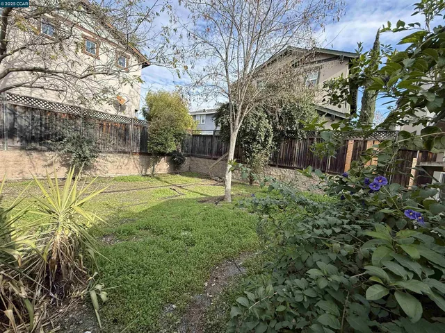 $2,500 | 2875 Euclid Avenue, Concord, CA 94519