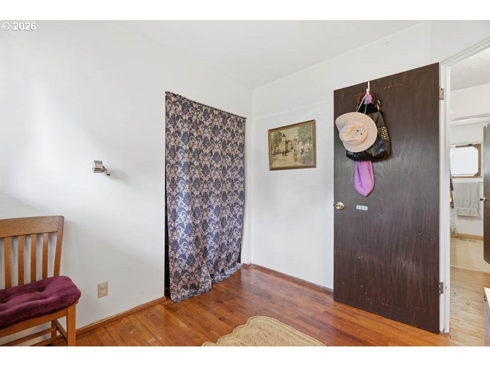 1014 Southeast 175th Place Portland, OR 97233 - Photo 17 of 31