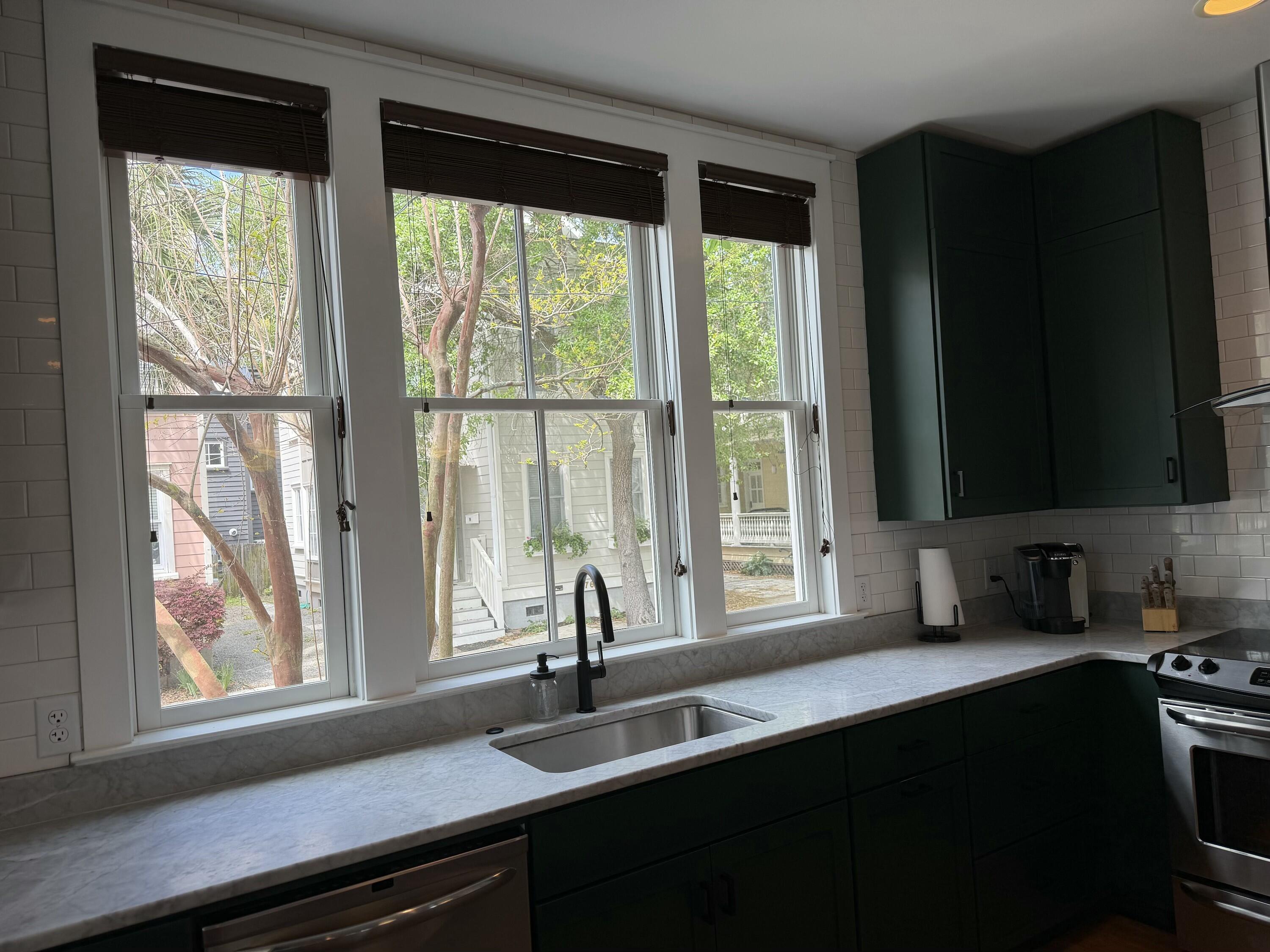 71 Bogard Street Charleston, SC 29403 - Photo 11 of 46 IMG_0957