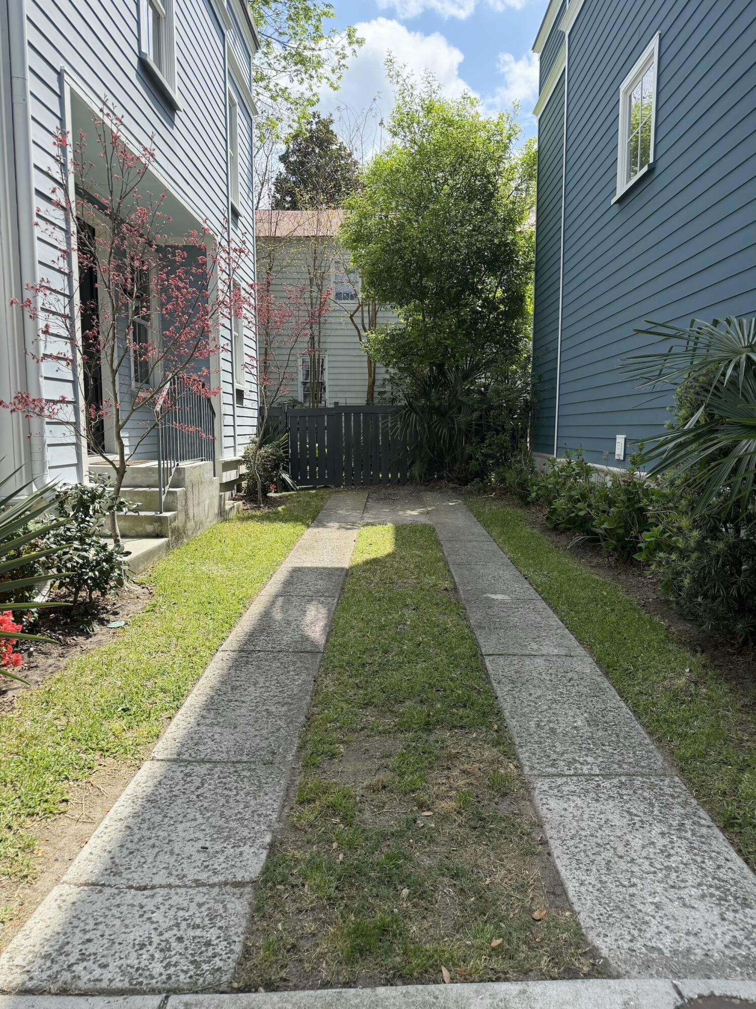 71 Bogard Street Charleston, SC 29403 - Photo 3 of 46 IMG_0947