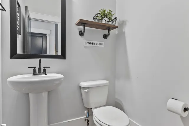 $659,900 | 218 Deerview Trail, Simpsonville, SC 29680