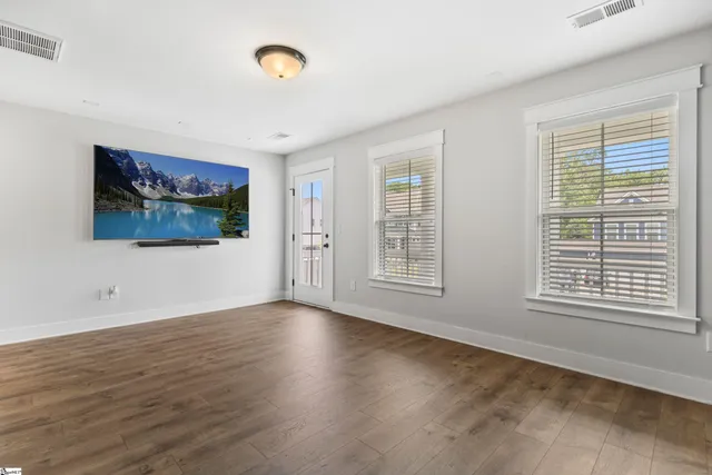 $659,900 | 218 Deerview Trail, Simpsonville, SC 29680