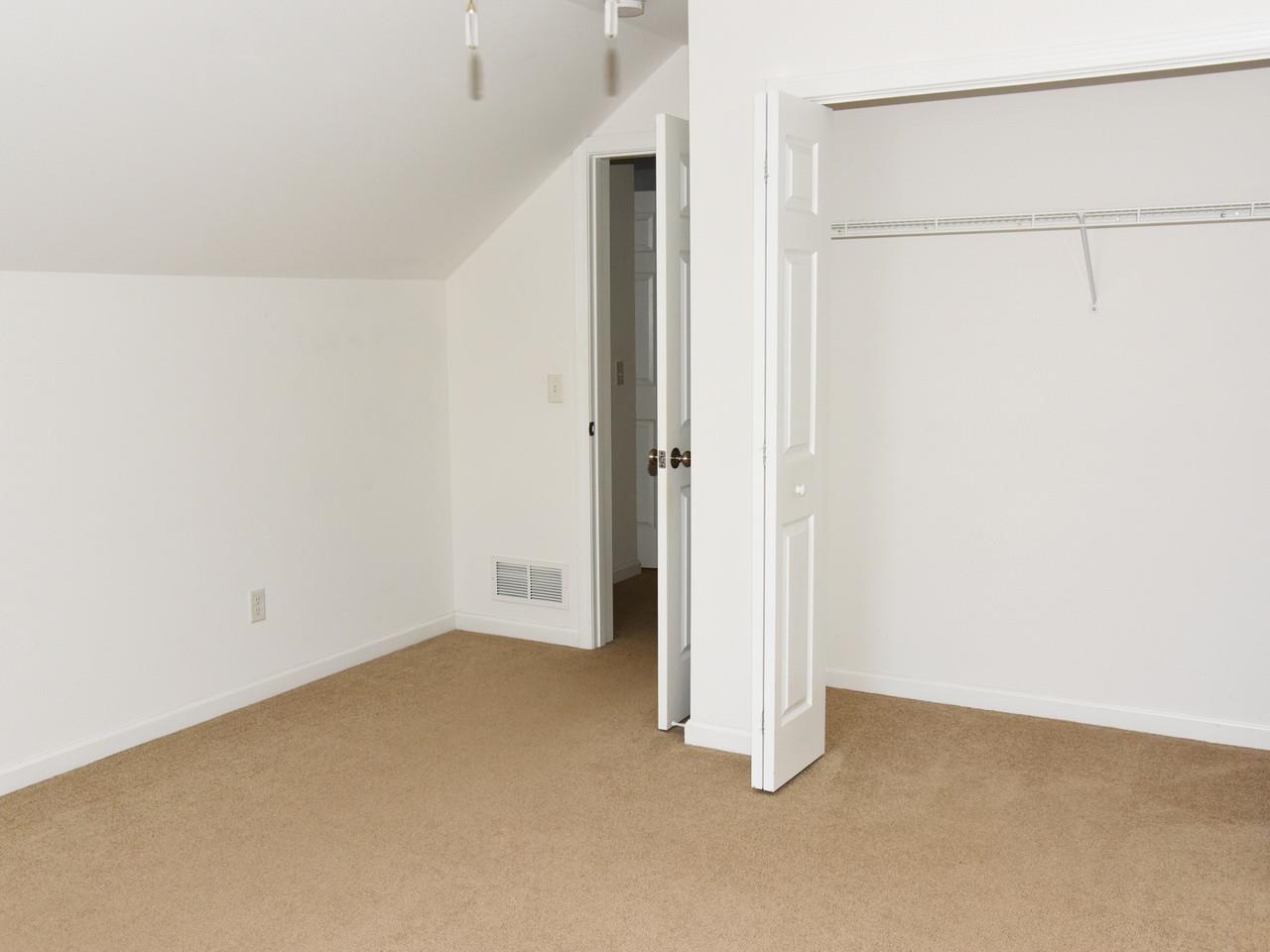 209 Fox Run Colchester, VT 05446 - Photo 33 of 46