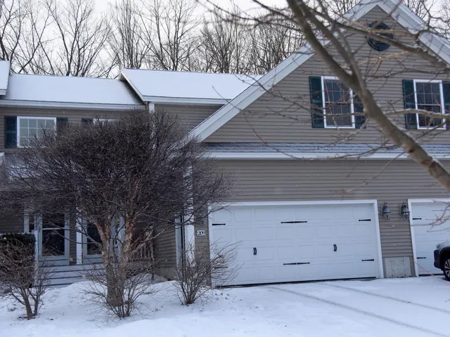 $493,000 | 209 Fox Run, Colchester, VT 05446