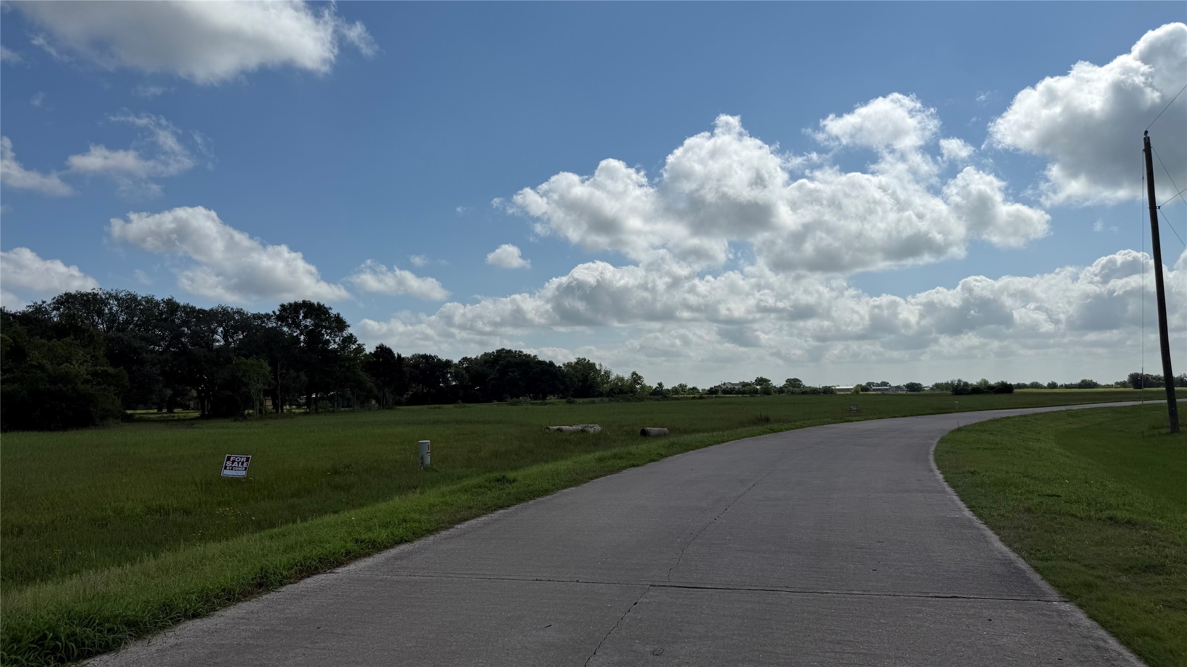 1008 Chuckwagon Trail Angleton, TX 77515 - Photo 3 of 7