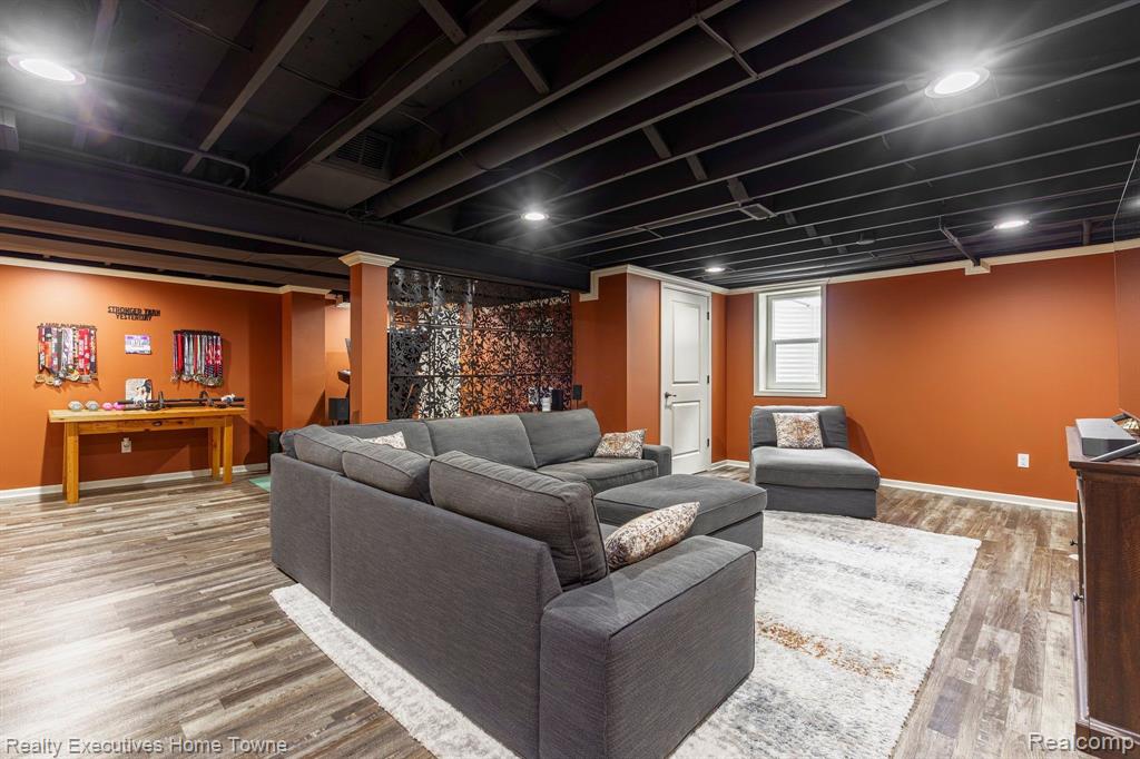 46399 Hanford Road Canton, MI 48187 - Photo 44 of 59