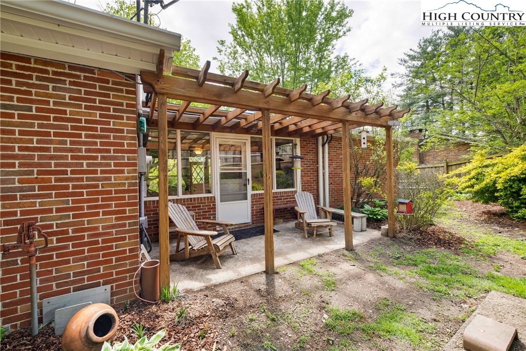 167 Perry Street Boone, NC 28607 - Photo 28 of 37 Gallery Image 28