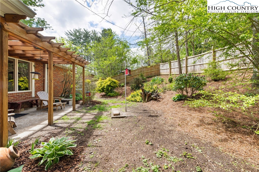 167 Perry Street Boone, NC 28607 - Photo 29 of 37 Gallery Image 29