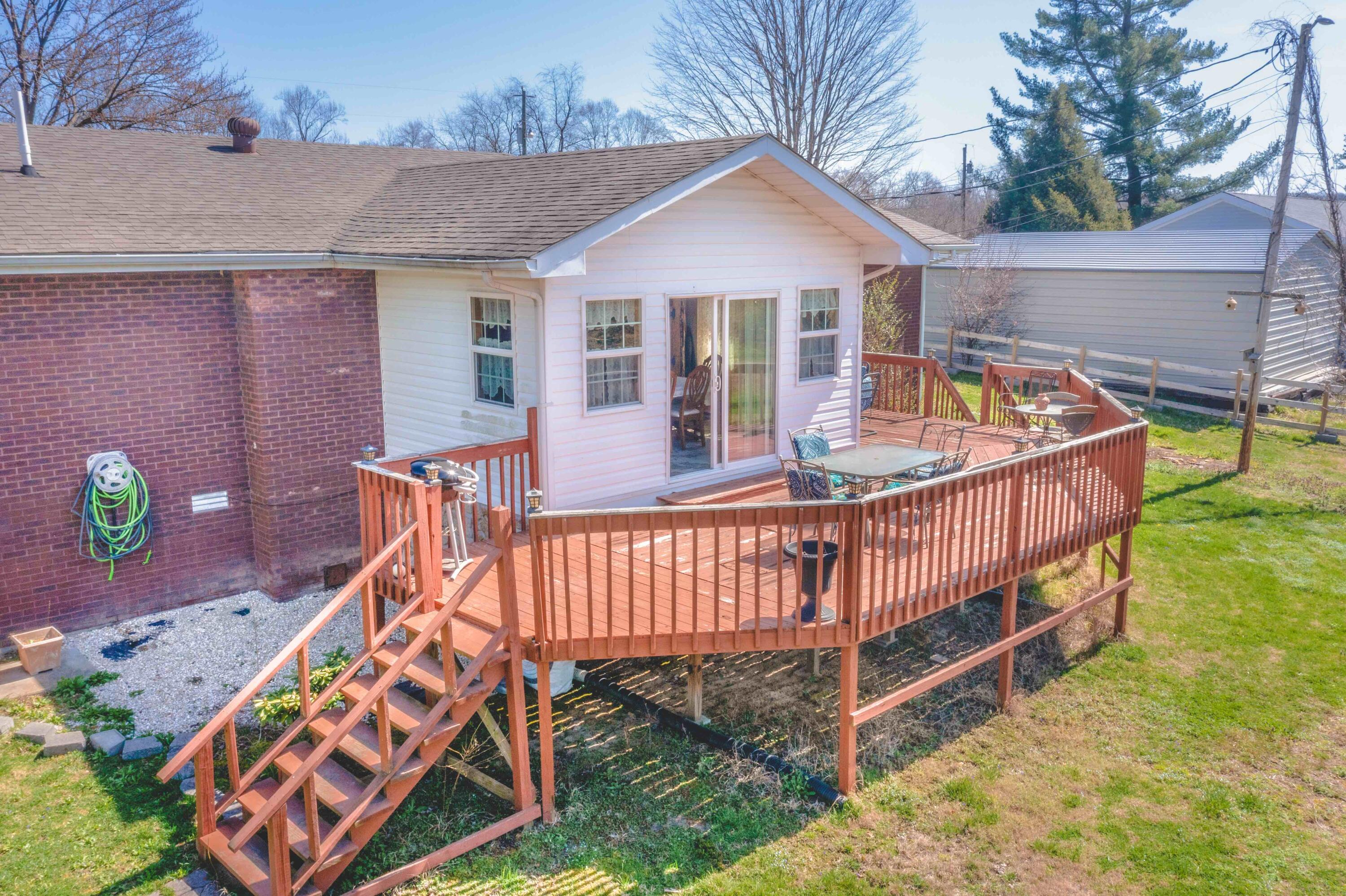 175 Wt Parker Road Corbin, KY 40701 - Photo 40 of 48 053