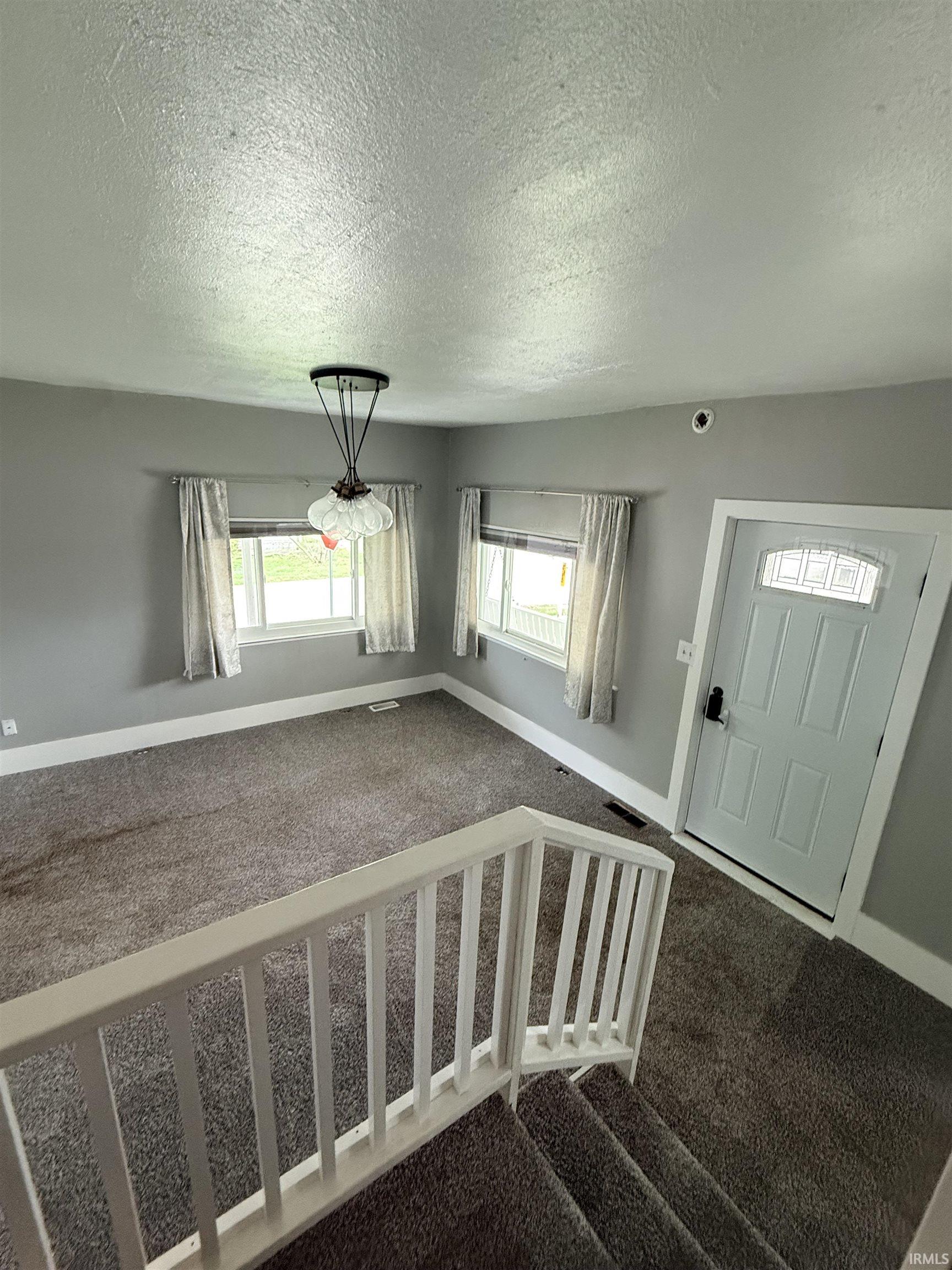 302 Main Street La Paz, IN 46537 - Photo 8 of 35