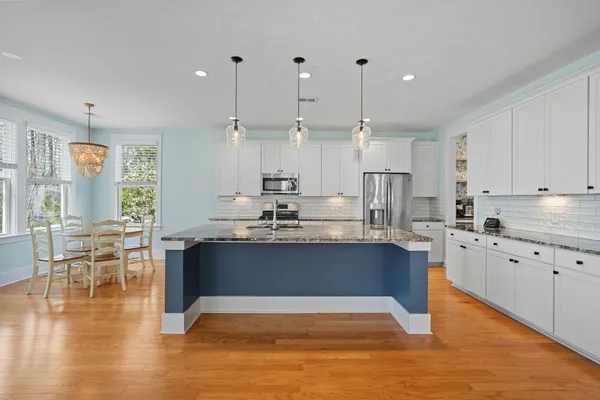 $3,250 | 311 Weston Hall Drive, Summerville, SC 29483