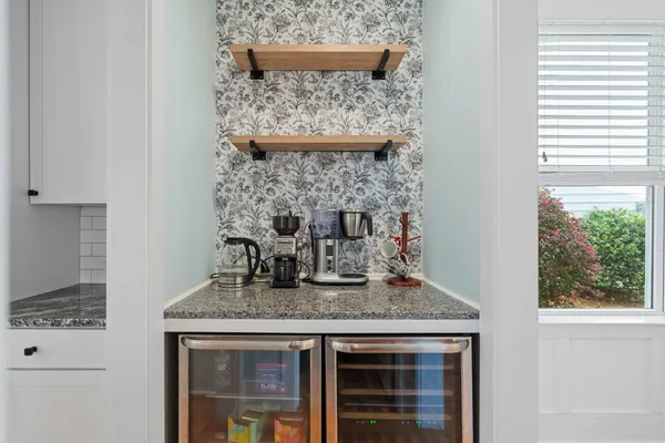 $3,250 | 311 Weston Hall Drive, Summerville, SC 29483