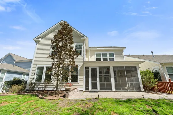 $3,250 | 311 Weston Hall Drive, Summerville, SC 29483