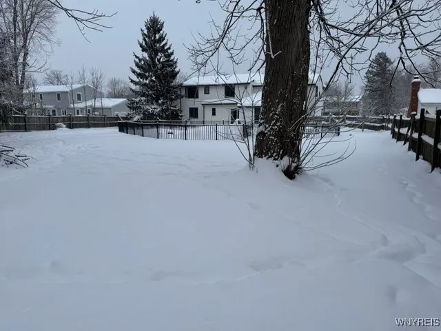 $739,900 | 8313 West Point Drive, Clarence, NY 14051