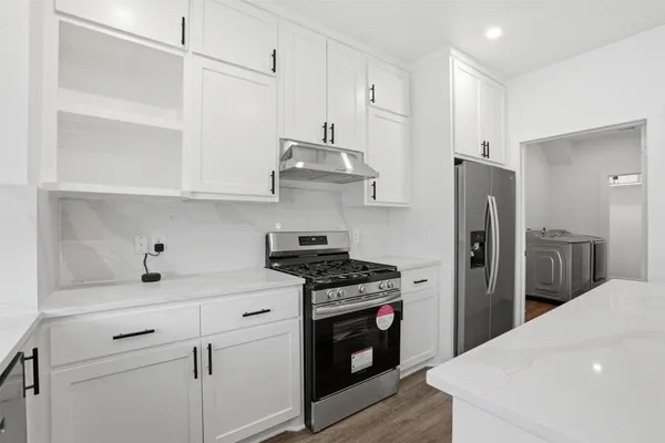 $3,800 | 3411 Nance Street, Houston, TX 77020