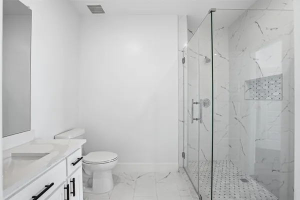 $3,800 | 3411 Nance Street, Houston, TX 77020