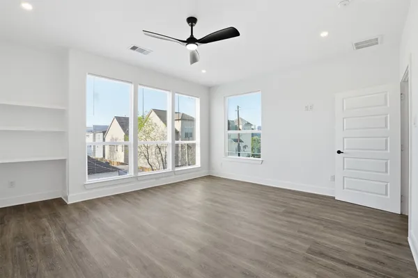 $3,800 | 3411 Nance Street, Houston, TX 77020