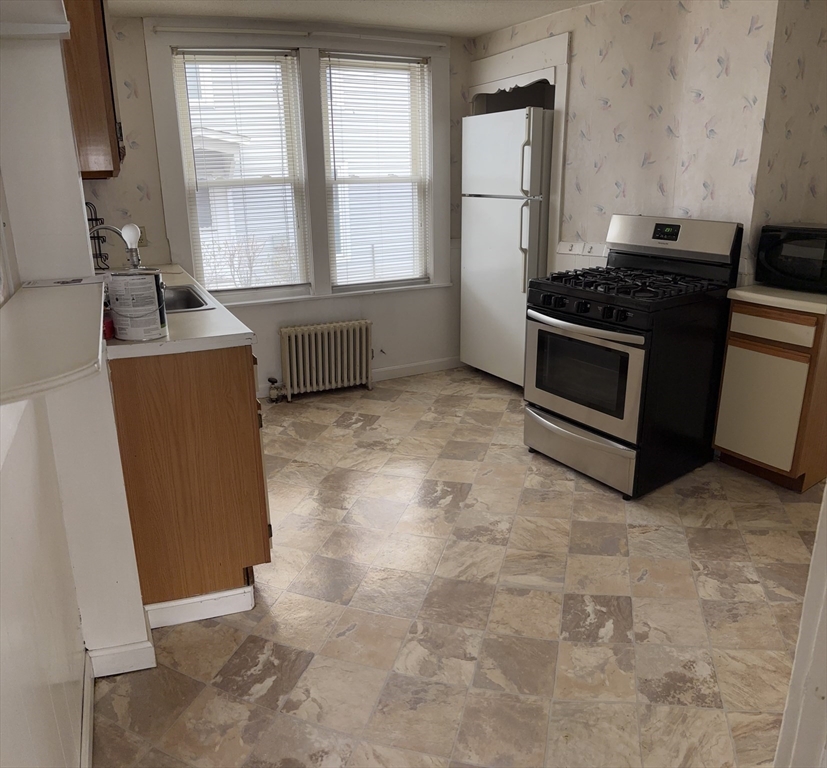 49 Pine Street, Unit 47 Waltham, MA 02453 - Photo 4 of 10