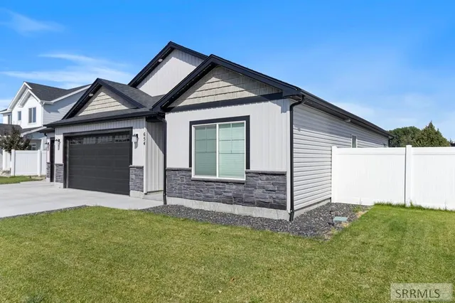 $419,500 | 654 South 2100 West, Rexburg, ID 83440