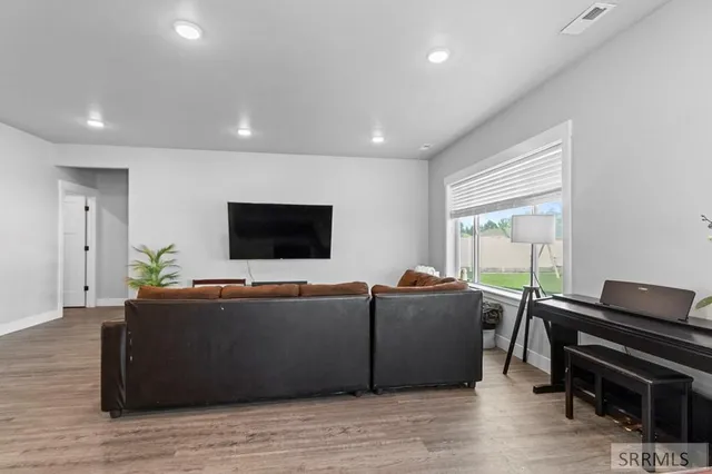 $419,500 | 654 South 2100 West, Rexburg, ID 83440