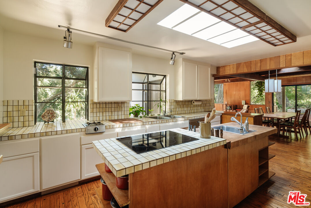 1289 Old Topanga Canyon Road Topanga, CA 90290 - Photo 12 of 53