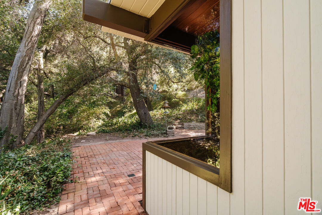 1289 Old Topanga Canyon Road Topanga, CA 90290 - Photo 23 of 53