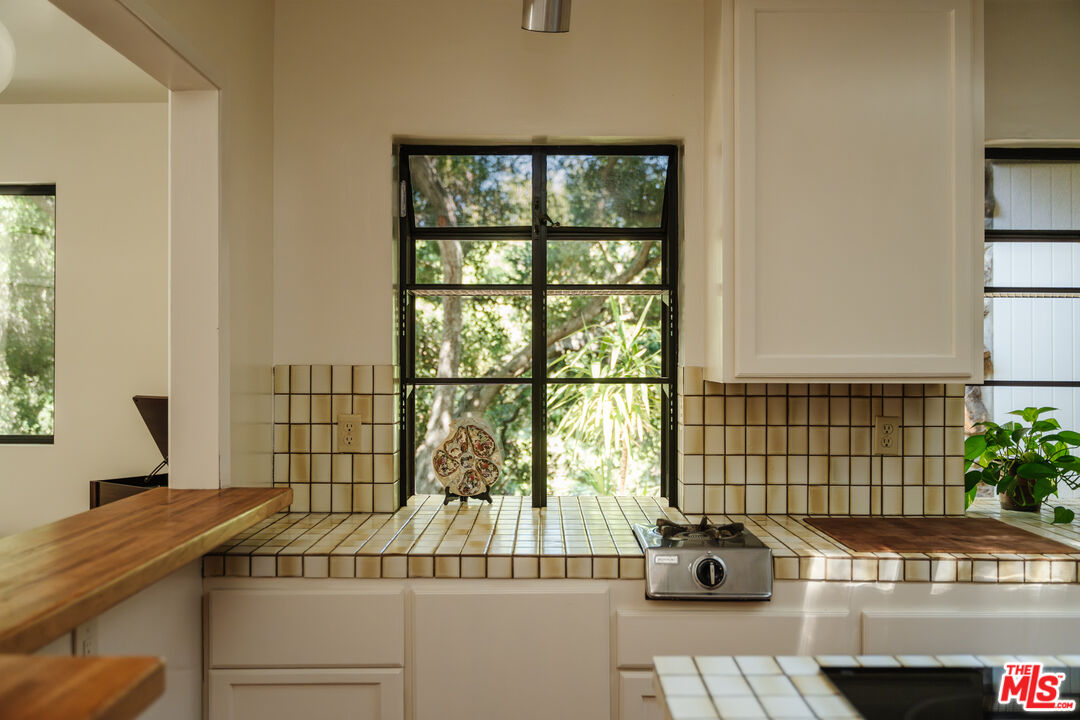 1289 Old Topanga Canyon Road Topanga, CA 90290 - Photo 49 of 53