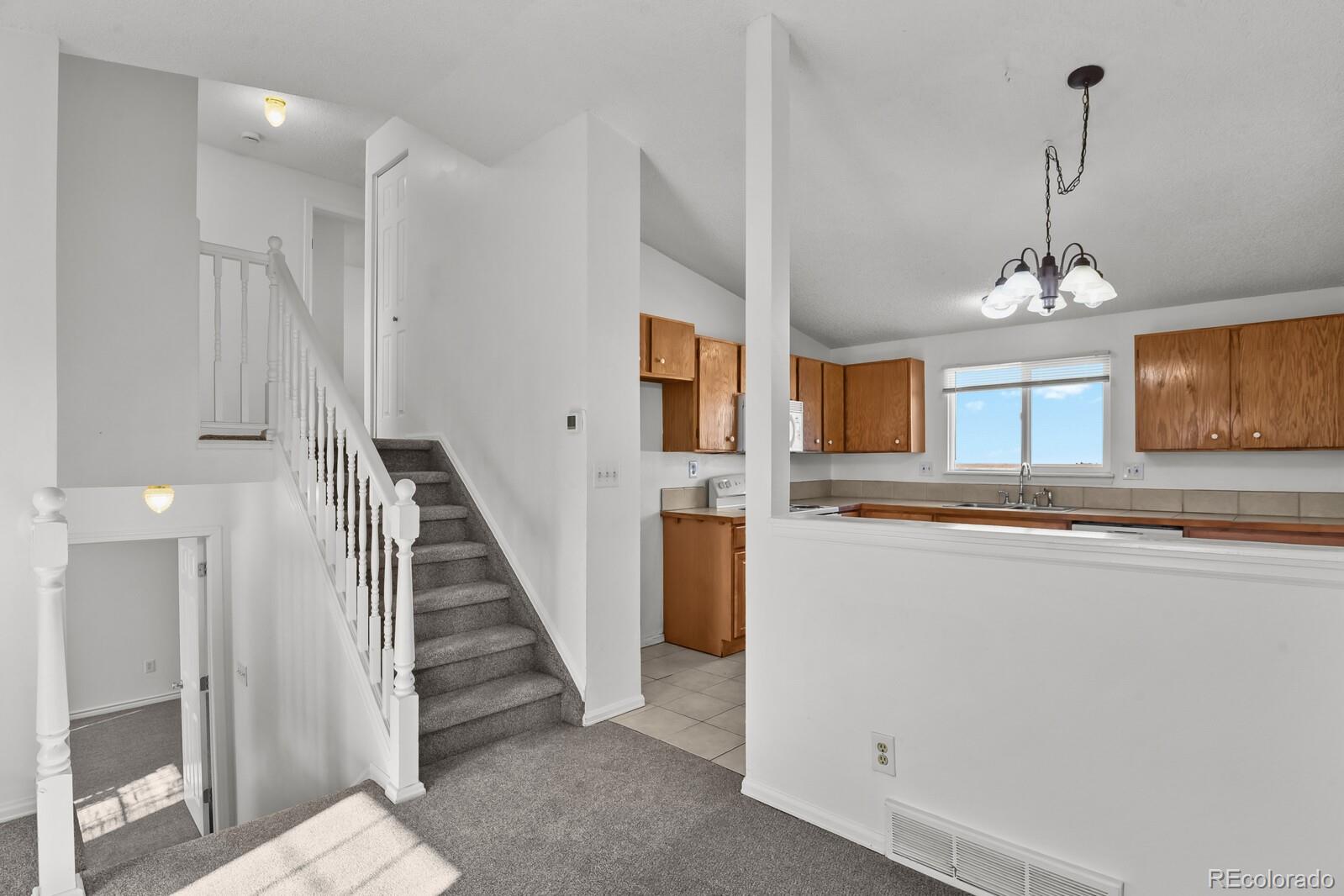 845 Madison Way Bennett, CO 80102 - Photo 6 of 24