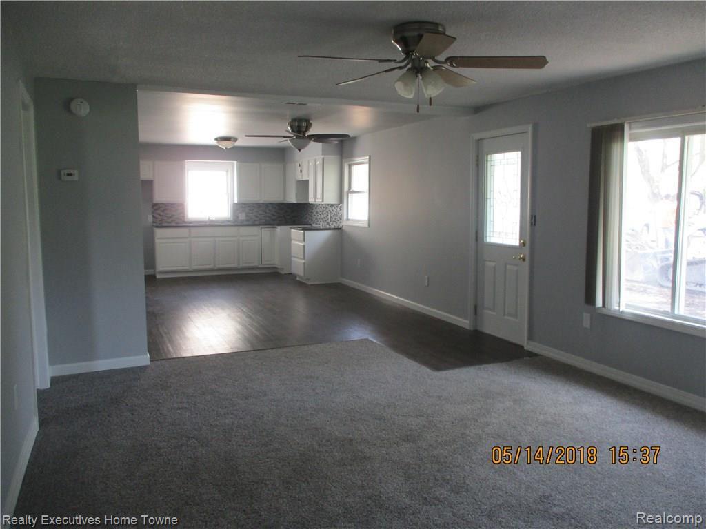 3984 Krafft Road Fort Gratiot, MI 48059 - Photo 2 of 7 IMG_4850.JPG